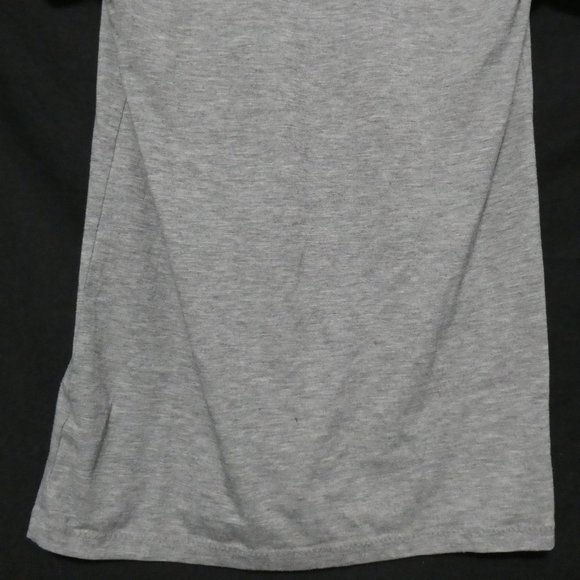 NOLLIE medium V-neck tee, EUC - Picture 10 of 10